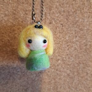 護り(まもりこ)　カラカーラ