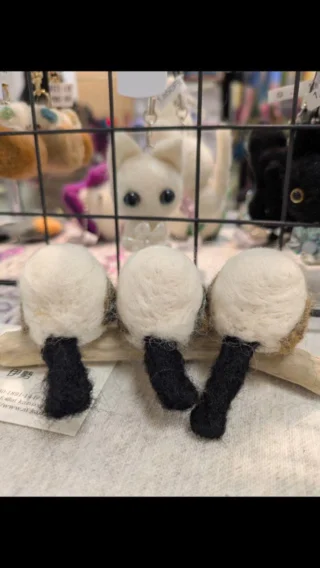 HOME - 羊毛フェルトで神様・お守り・龍 虹のほし